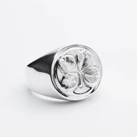 Clover Signet Ring, Silver-Ringe og Halskæder-O.P. Jewellery-Motorious Copenhagen